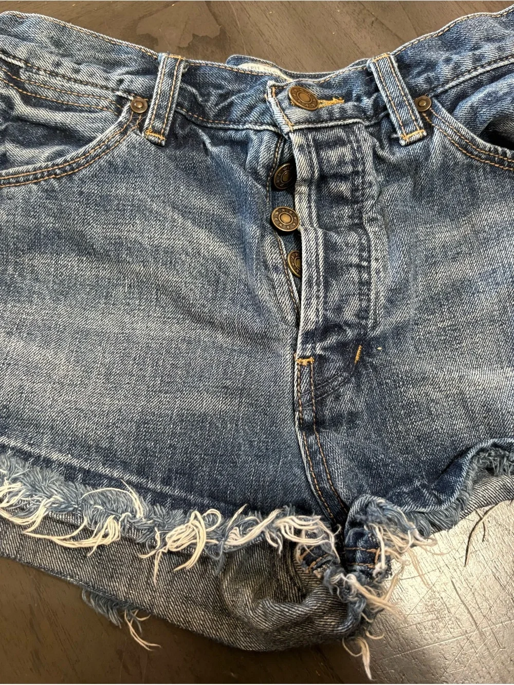 Free People W26 Medium Wash Denim Shorts